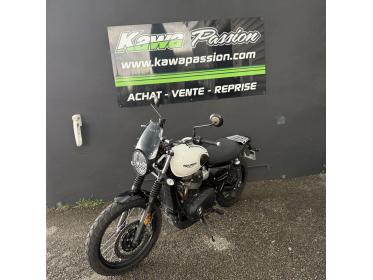 TRIUMPH STREET SCRAMBLER  900