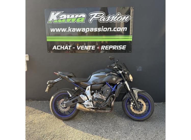 YAMAHA MT-07   MT07