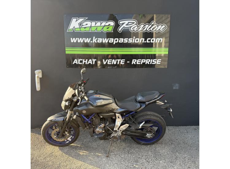 YAMAHA MT-07   MT07