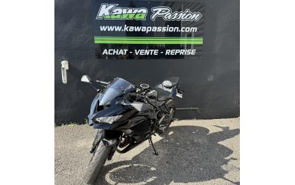 KAWASAKI Ninja ZX-4R