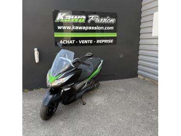 KAWASAKI J300