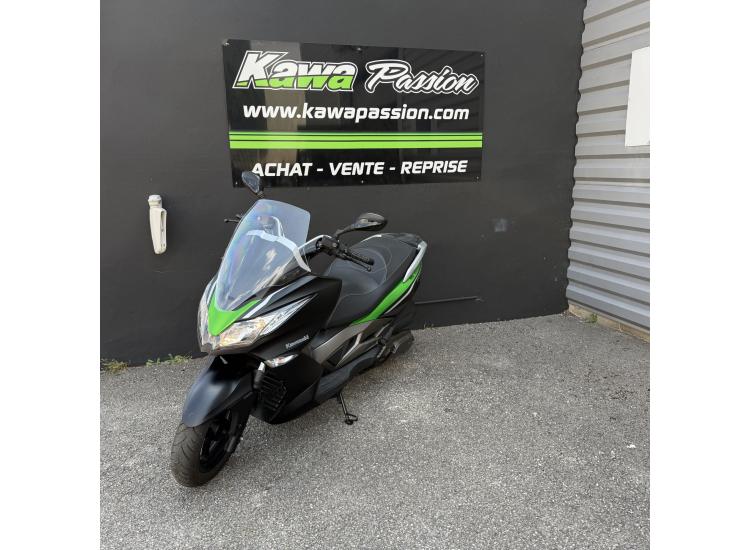 KAWASAKI J300